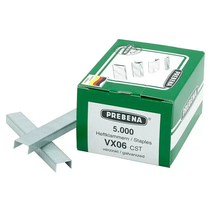 Prebena Heftklammer Typ VX - Länge: 6 mm, Rückenbreite: 11,3 mm, 5.000 Stk. - Verzinkte PREBENA Heftklammern (5.000 Stück, VX06 CST) neben ihrer grünen Verpackung.