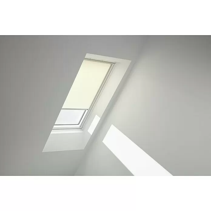 Velux Dachfensterrollo RFL PK08 1086S - Farbe: Hellbeige - 1086S, Farbe Schiene: Aluminium, Manuell - Stimmungsaufnahme