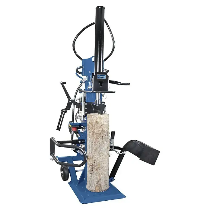 Scheppach Holzspalter HL3000GM - 30 t, Max. Spaltgutlänge: 110 cm - Ein Scheppach Holzspalter bei der Arbeit. Er spaltet einen Holzscheit in der Mitte. Werkzeug für die Brennholzaufbereitung.