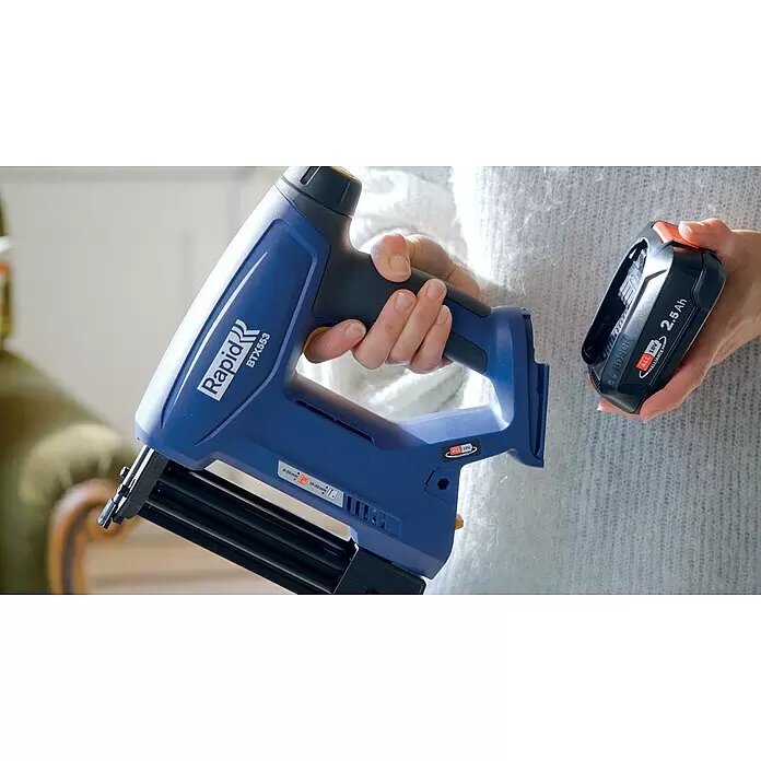 Rapid Power for All 18V Akku-Tacker BTX553 - 18 V, Ohne Akku, Klammertiefe: 8 mm - 20 mm - Anwendungsbeispiel
