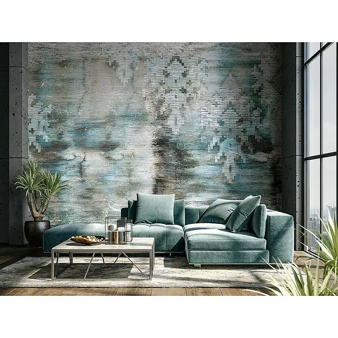 Marburg Smart Art Gallery Fototapete Shabby Chic - B x H: 2,12 x 2,7 m, Vlies, Version I - Blau-Grau - Das moderne Sofa in einem Wohnzimmer mit einem Couchtisch, einer Zimmerpflanze und einem großen Fenster sorgt für einen gemütlichen Look.