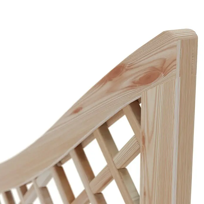 T & J Sichtschutzelement Classico Krone - 90 x 140/180 cm, Natur - Detailaufnahme eines Holzzaunelements mit Lattenstruktur und abgerundetem Oberteil, zeigt die natürliche Maserung des hellen Holzes.