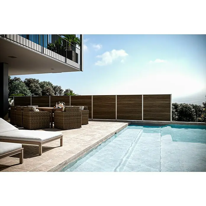 T & J Sichtschutzelement Elskop - B x H: 179 x 15 cm, Teak - Einladender Außenbereich mit stilvollen Rattanmöbeln, einem erfrischenden Pool und einem modernen Sichtschutz.