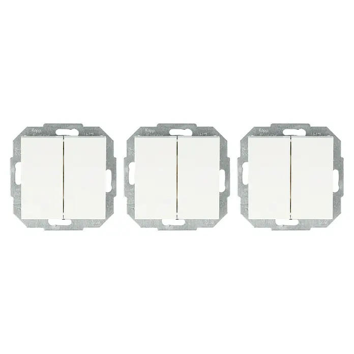 Serienschalter - Reinweiß, Kunststoff, 10 A - Drei Kopp-Aluminium-Lichtschalter mit weißen Wippen für eine moderne und stilvolle Beleuchtungssteuerung in Ihrem Zuhause.