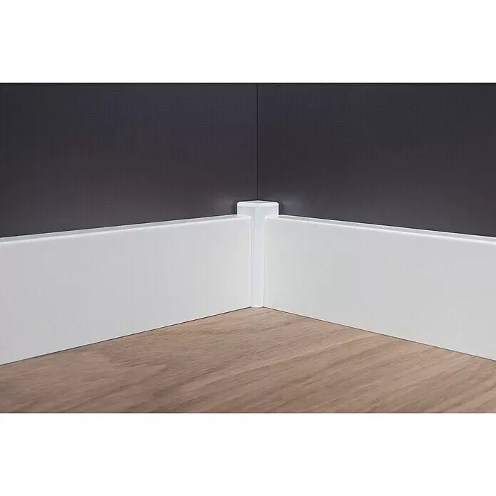 Sockelleiste - 240 cm x 16 mm x 58 mm, Fichte, Lackiert - Detailaufnahme