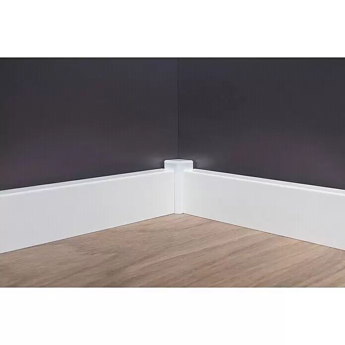 Sockelleiste - 240 cm x 16 mm x 40 mm, Fichte, Lackiert - Detailaufnahme