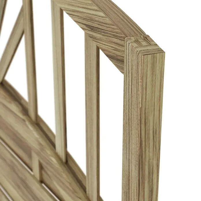 T & J Sichtschutzelement Freiburg - B x H: 180 x 160 cm, Braun - Detailaufnahme einer hölzernen Gartenbank mit filigranem Design und warmen Farbtönen. Die Holzmaserung ist deutlich sichtbar.