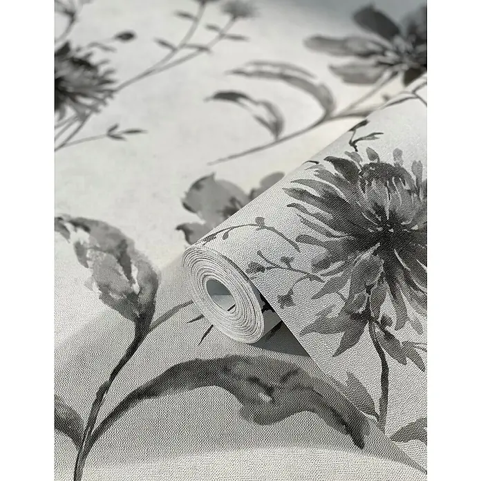 Marburg Shades Vliestapete - Grau, Floral, 10,05 x 0,7 m - Nahaufnahme einer Rolle grauer Blumentapete, die ein elegantes florales Design für eine stilvolle Wanddekoration zeigt.