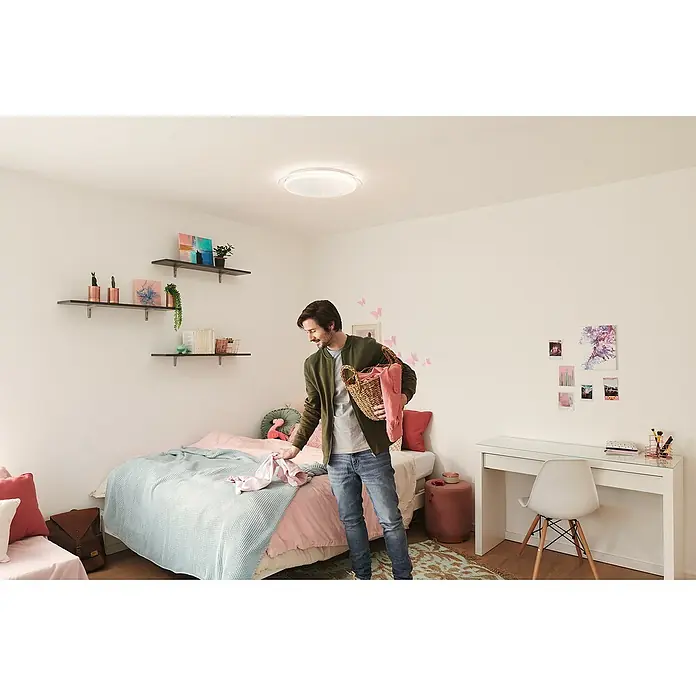 Ledvance LED-Deckenleuchte rund - 30 W, Ø x H: 56 x 7,6 cm, Weiß, Warmweiß - Das runde Deckenlicht mit der glatten Oberfläche strahlt ein sanftes Licht aus und sorgt für eine gemütliche Atmosphäre in jedem Raum.