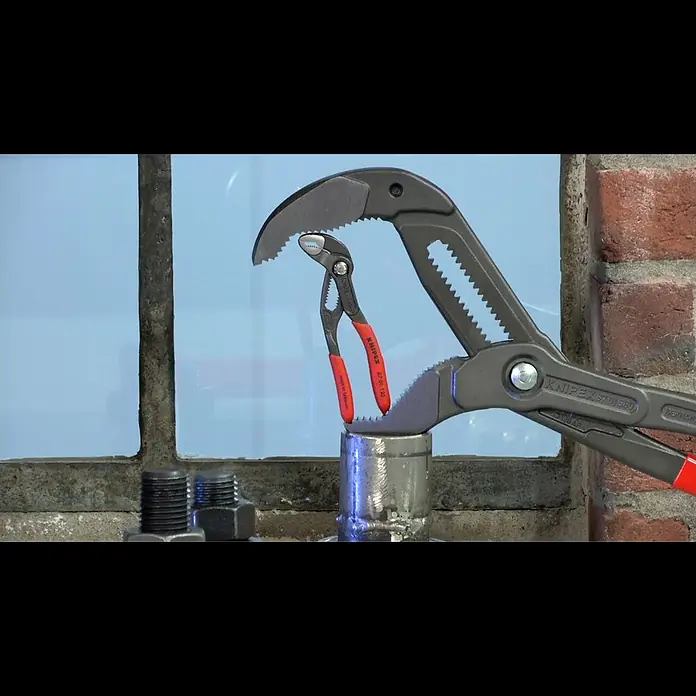 Knipex Wasserpumpenzange Cobra - Länge: 250 mm - From the KNIPEX workshop: Water Pump Pliers
