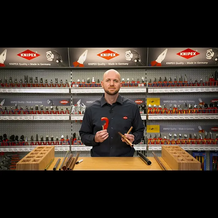Knipex Teleskop-Rohrabschneider TubiX - 6 mm - 35 mm - KNIPEX Workshop TV: KNIPEX TubiX (90 31 02) - Deutsch