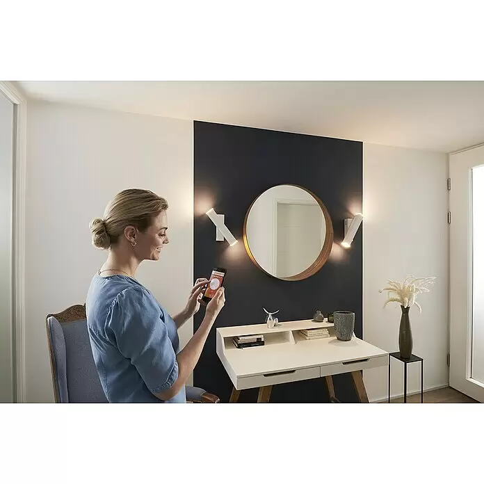 Ledvance LED-Wandleuchte - 12 W, L x B x H: 30,9 x 5 x 10,6 cm, Weiß, Mehrfarbig - Anwendungsbeispiel