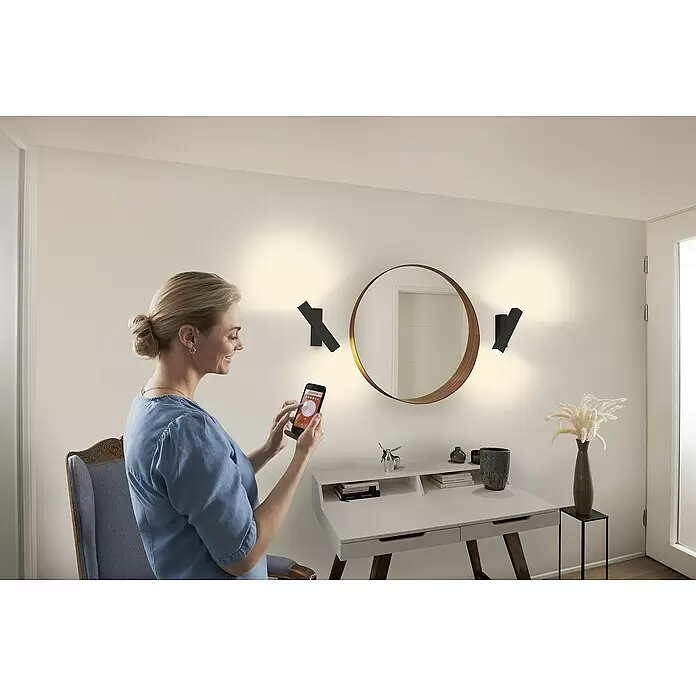 Ledvance LED-Wandleuchte - 12 W, L x B x H: 30,9 x 5 x 10,6 cm, Schwarz, Mehrfarbig - Anwendungsbeispiel