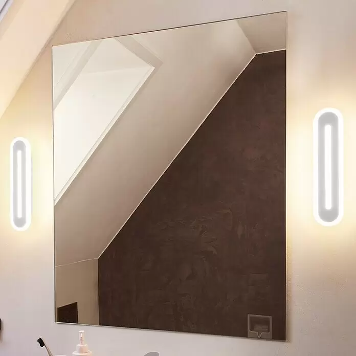 Ledvance Smart+ WiFi LED-Wandleuchte - 13 W, L x B x H: 30 x 7 x 5 cm, Weiß, Warmweiß - Bildausschnitt