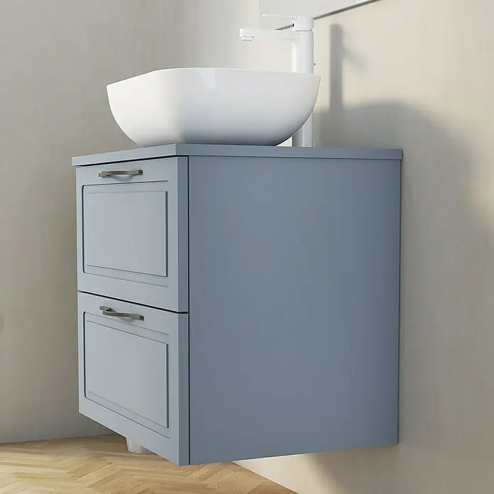 Artysan Mueble bajo de lavabo Toja - An x Pr x Al: 60 x 45 x 54,5 cm, Azul - Elegante lavabo de baño con un elegante mueble gris. El diseño moderno cuenta con dos cajones y un grifo blanco.
