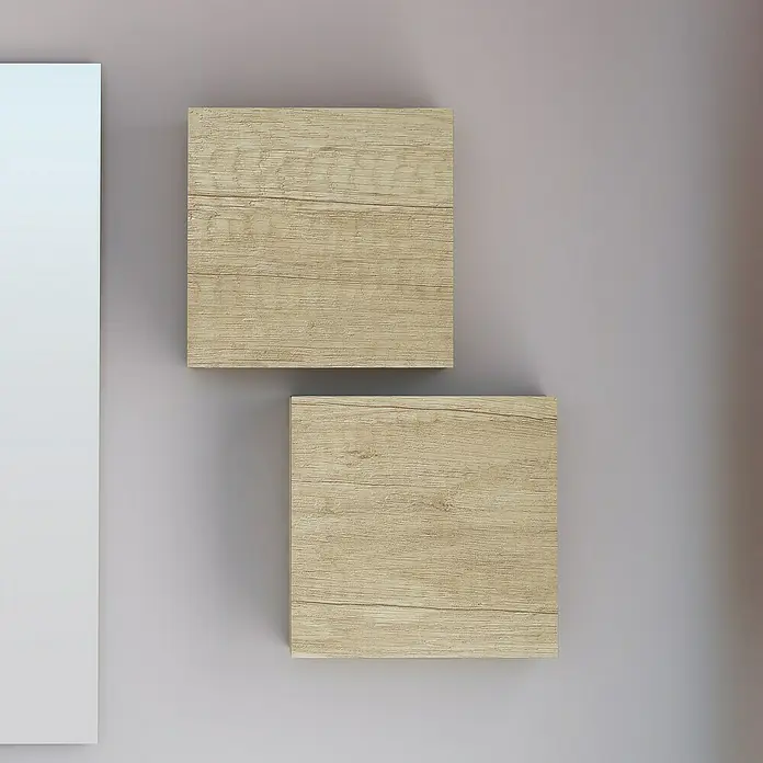 Artysan Armario colgante de baño Cubo - L x An x Al: 16,6 x 30 x 30 cm, Nature - Estantes de pared de madera clara montados en una pared gris, combinando almacenamiento con estilo.