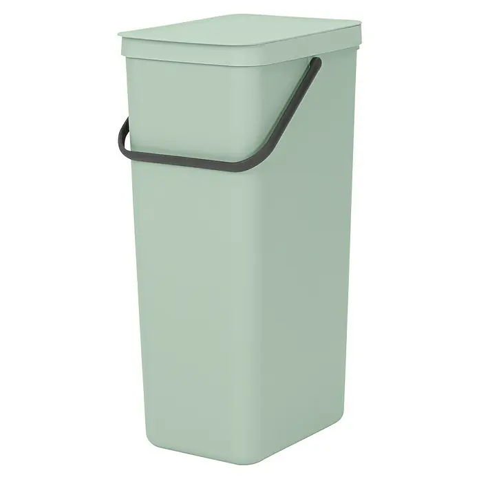 Brabantia Cubo de basura empotrado Sort & Go - 40 l, Verde, Plástico - Un elegante cubo rectangular de color verde claro con tapa y asa de transporte gris, perfecto para el hogar moderno.