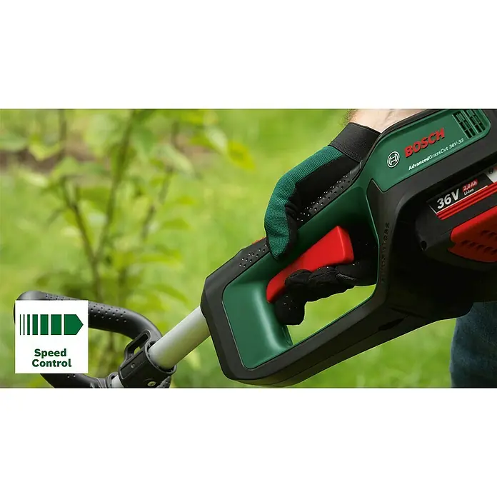 Bosch Power for All 36V Akku-Rasentrimmer AdvancedGrassCut 36V-33 - 36 V, Li-Ionen, Ohne Akku - Nahaufnahme einer Bosch AdvancedGrassCut 36V-33 Akku-Grasschere, die in einer Gartenumgebung verwendet wird.
