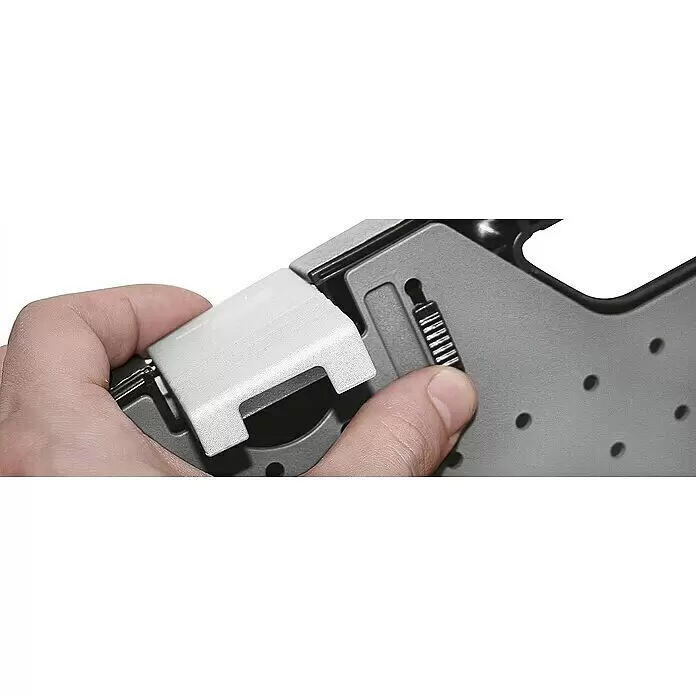 Matador Werkzeugkoffer Automotive - L x B x H: 80 x 357 x 305 mm, Stahl, 103 -tlg. - Anwendungsbeispiel