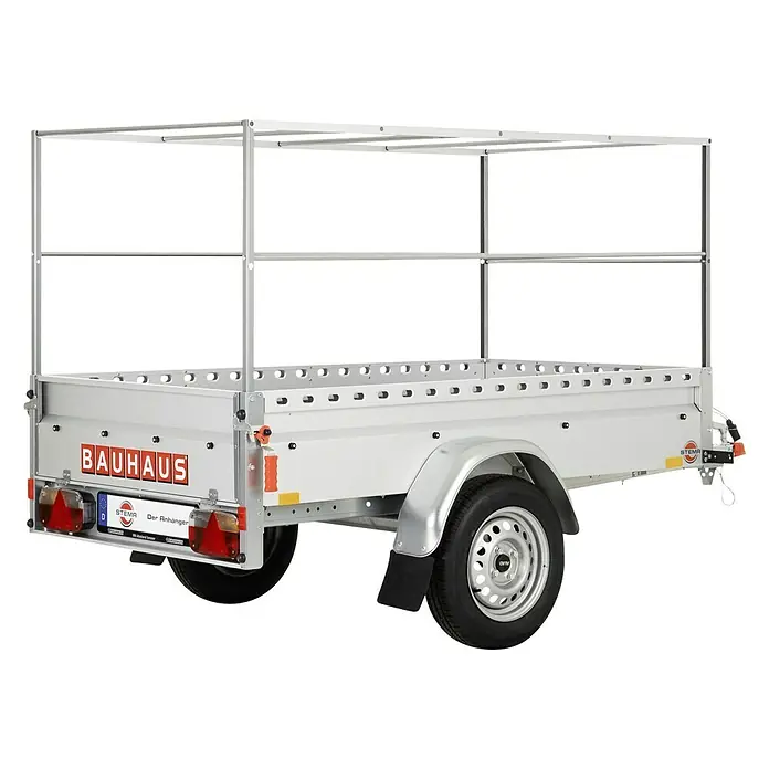 Stema Anhänger BH-R 750 Hochplane - Nutzlast: 608 kg, Einachser, Ungebremst - Abbildung eines Stema-Anhängers mit Laderaumgalerie und Bauhaus-Logo. Der Anhänger ist silbern und hat ein einzelnes Rad an jeder Seite.