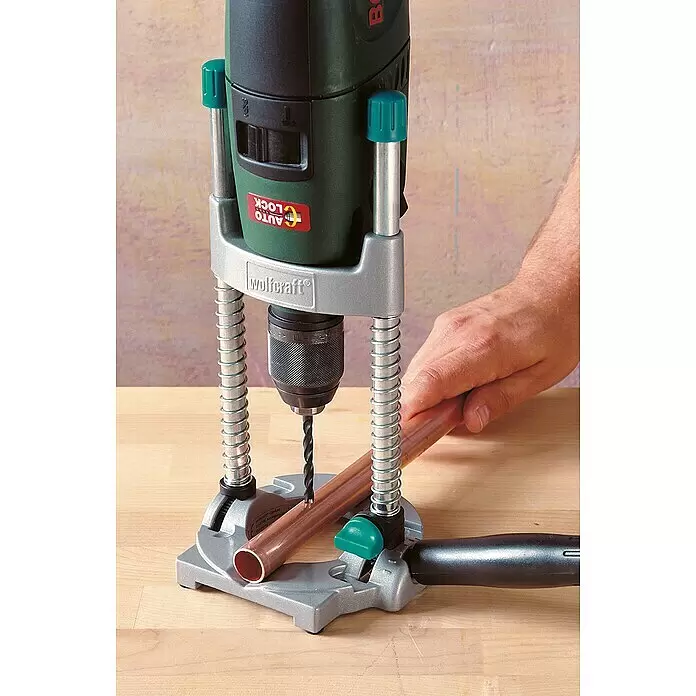 Wolfcraft Bohrständer Tec-Mobil - Schwenkbar bis ± 45° - Anwendungsbeispiel