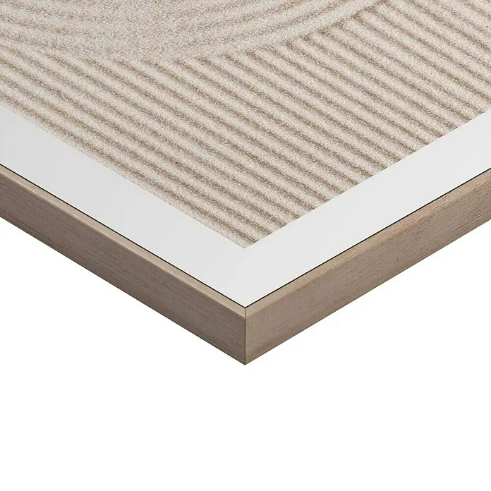 Reinders Bild Slim Frame Wood - Sandy Circles, B x H: 30 x 40 cm - Detailansicht eines gerahmten Kunstwerks mit einem abstrakten Sandmuster und einem eleganten Holzrahmen.