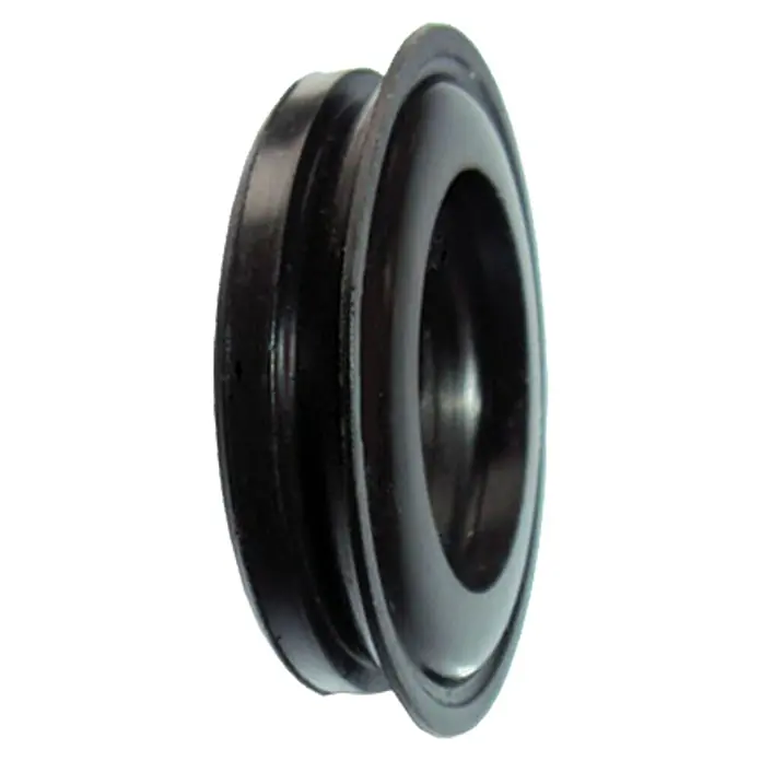 Formdichtung - Passend für: Klauenkupplungen mit Knaggenabstand von 40mm - Schwarze Gummitülle mit Rillen und einem breiten Flansch, ideal zum Abdichten und Schützen von Kabeln oder Rohren.