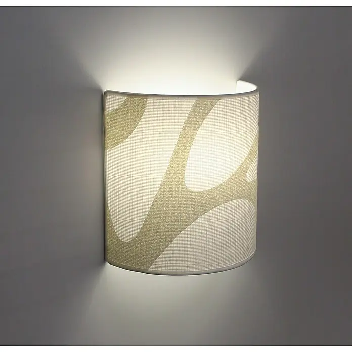 Idp Lampshades Fibra ondas Aplique de pared - L x An x Al: 10 x 20 x 20 cm, Blanco - Elegante lámpara de pared con patrones. Esta lámpara en forma de medio cilindro difunde una luz cálida, iluminando sutilmente el espacio.