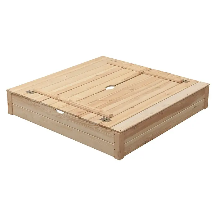 Swing King Sandkasten Robert - 120 x 150 x 25 cm, Holz, Unbehandelt - Eine quadratische, hölzerne Sandkiste mit Deckel, die aus hellen Holzbrettern gefertigt ist und eine praktische, abdeckbare Spielfläche bietet.