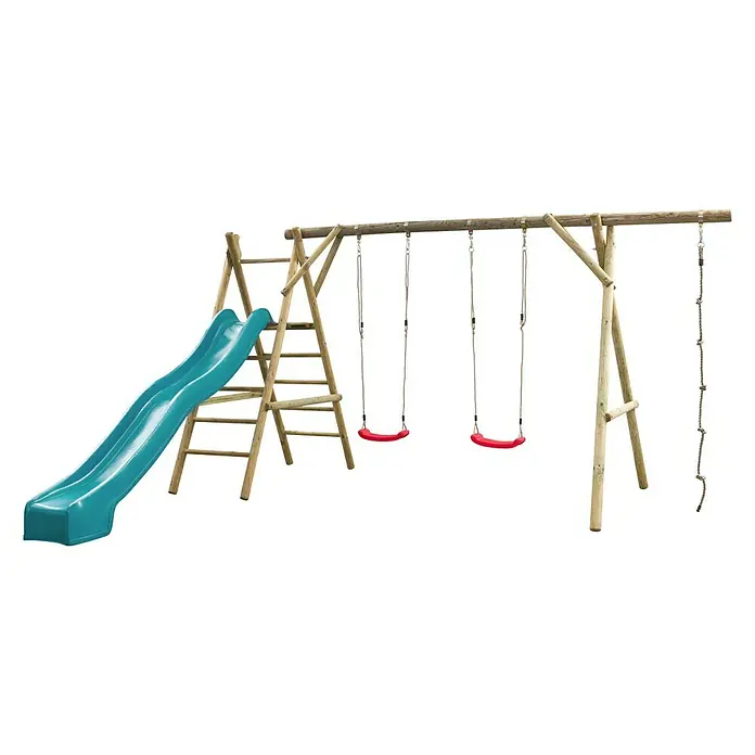 Swing King Kinderspielturm Noortje - L x B x H: 375 x 450 x 220 cm, Holz/ Türkis - Ein hölzernes Spielgerüst mit Rutsche, Schaukeln und einer Strickleiter vor einem schwarzen Hintergrund.