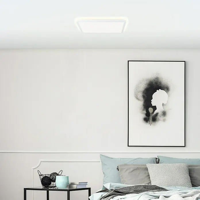 Brilliant LED-Deckenleuchte Tanida - 24 W, L x B x H: 42 x 42 x 2,6 cm, Weiß, Mehrfarbig - Ein quadratische LED-Deckenleuchte, die ein angenehmes, diffuses Licht spendet und eine moderne Atmosphäre im Raum schafft.