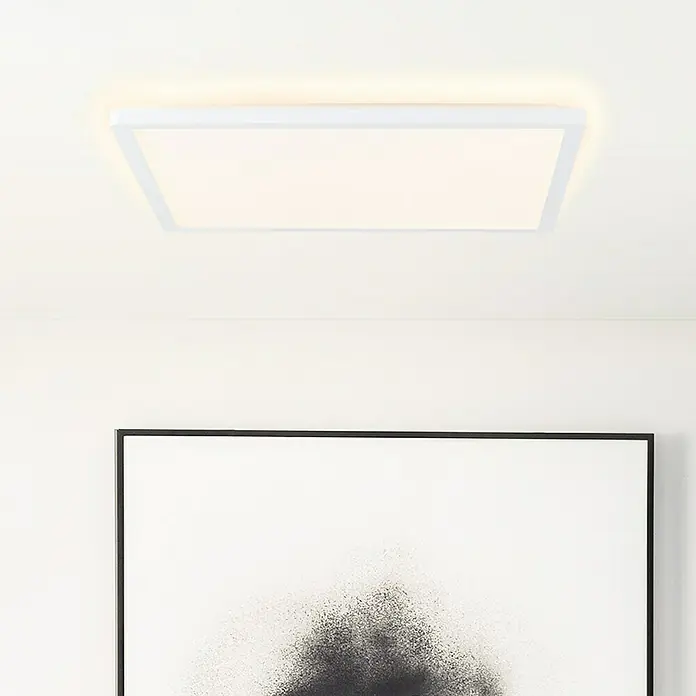 Brilliant LED-Deckenleuchte Tanida - 24 W, L x B x H: 42 x 42 x 2,6 cm, Weiß, Mehrfarbig - Moderne, quadratische Deckenleuchte mit weißem Rahmen, die ein warmes, diffuses Licht spendet und eine minimalistische Ästhetik vermittelt.