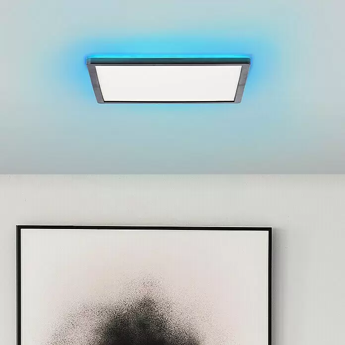 Brilliant LED-Deckenleuchte Tanida - 20 W, L x B x H: 29,5 x 29,5 x 2,6 cm, Schwarz, Kaltweiß - Rechteckige Deckenleuchte mit grauem Rahmen und weißem Diffusor, strahlt blaues Umgebungslicht nach oben und weißes Licht nach unten aus.