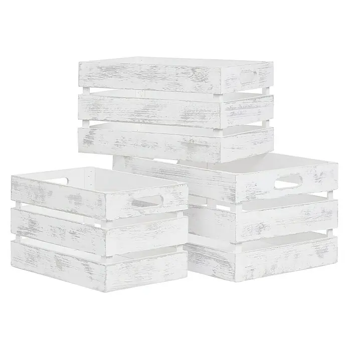 Zeller Present Holzkiste - L x B x H: 39 x 29 x 21 cm, Weiß - Ein Stapel von drei weißen Holzkisten mit rustikalem Finish, ideal zur Aufbewahrung oder als dekoratives Element.