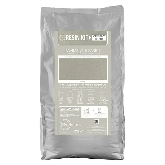 Fleur Kit Microcemento - Greige, 8 kg - Un paquete de FLEUR Resin Kit Cement Look, un kit completo para revestimientos de pisos y paredes con un aspecto de cemento moderno.
