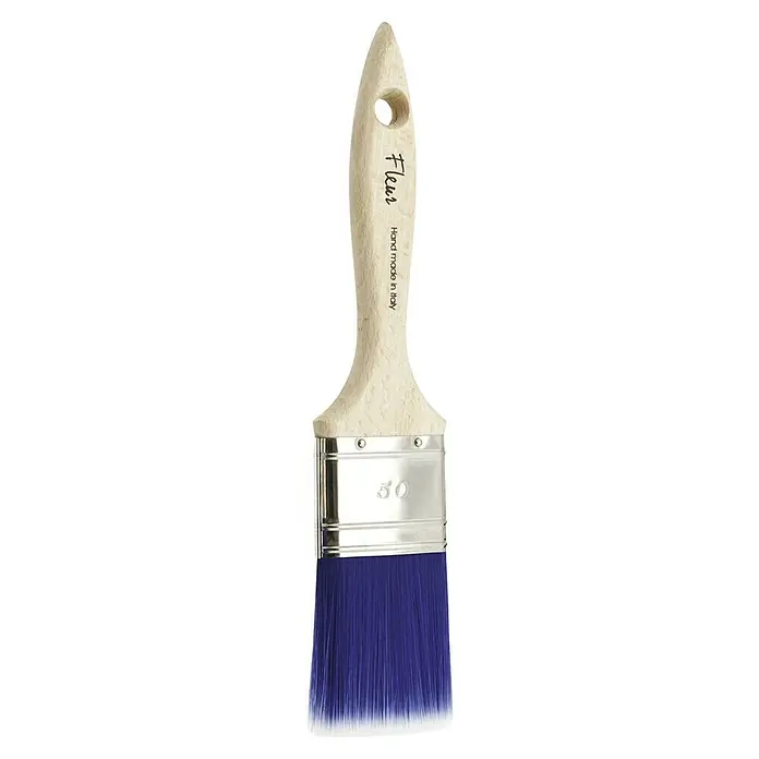 Fleur Pincel universal Azul - 3 cm, Madera - Vista detallada de un pincel Fleur con mango de madera y cerdas sintéticas, perfecto para diversas técnicas de pintura.