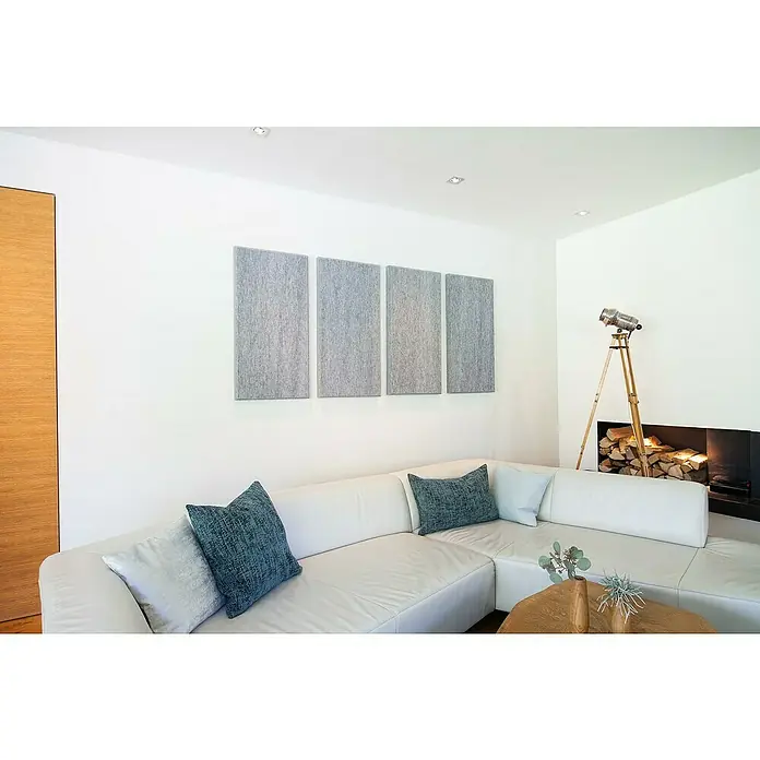 Silenti Akustikpaneel - 2 Stk., Hellgrau, 100 cm x 50 cm x 50 mm, Polyester - Wohnzimmer mit grauen Akustikpaneelen an der Wand, die den Schallschutz verbessern und das Dekor ergänzen.
