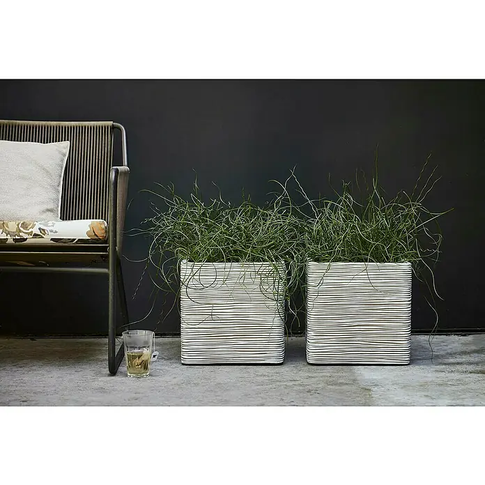 blumenkasten schwarz metall ferm LIVING Plant Box Small main image 0