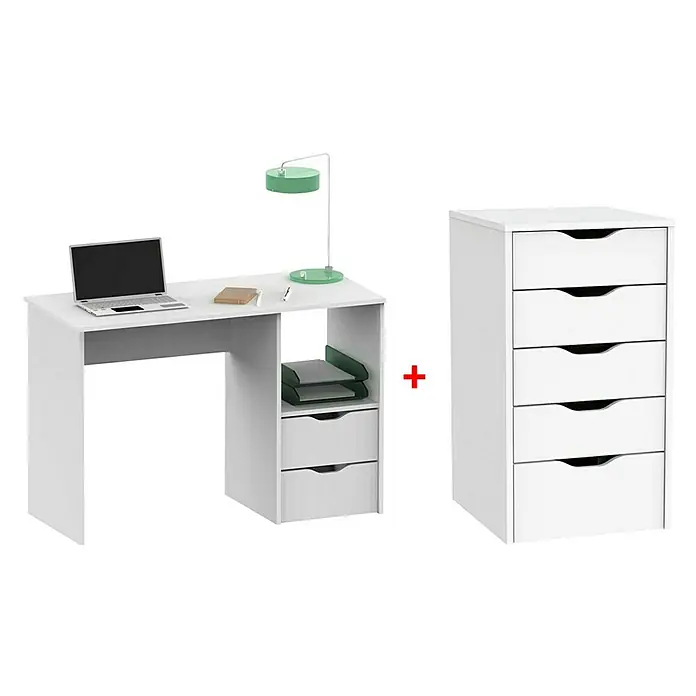 Muebles Pitarch Mesa de escritorio y cajonera Eko - 2 pzs., Blanco - Un escritorio blanco con un portátil y una lámpara combinado con una cómoda blanca de cinco cajones para un espacio de trabajo práctico.