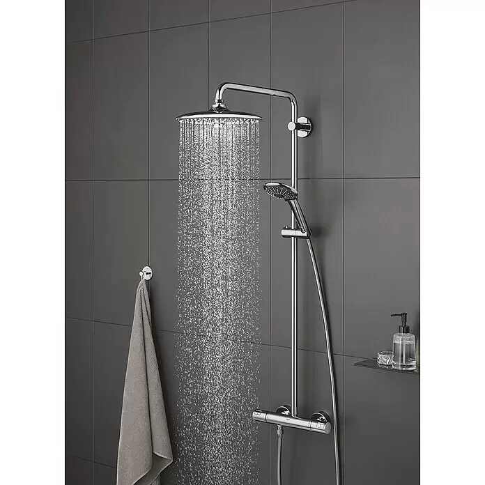 Grohe Vitalio Joy Handbrause - Anzahl Funktionen: 3 Stk., Chrom - Ein verchromtes Duschsystem mit großer Regendusche und Handbrause, aktiv laufendem Wasser.
