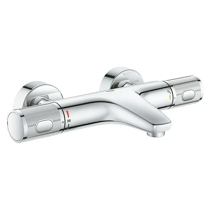 Grohe Precision Feel Wannenthermostat - Chrom, Glänzend - Nahaufnahme eines glänzenden, silbernen Hansgrohe Aufputz-Thermostat-Duscharmatur, das modernes Design und Funktionalität für Ihr Badezimmer bietet.