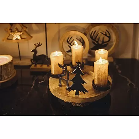 Adventskranz mit Tanne und Elch