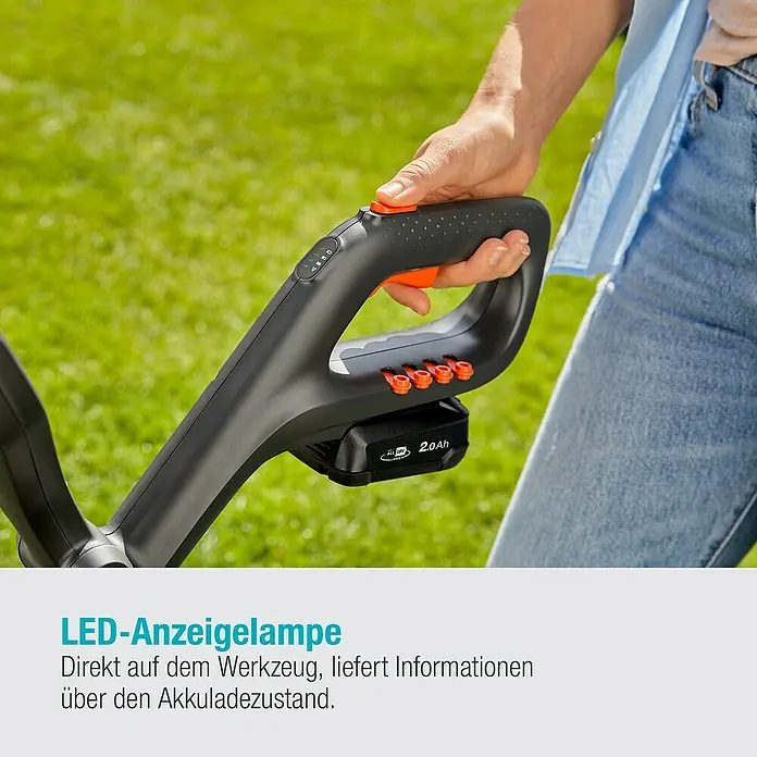 Gardena Power for All 18V Akku-Rasentrimmer EasyCut - 18 V, Li-Ionen, Ohne Akku, Schnittbreite Messer: 23 cm - Nahaufnahme eines Gardena-Geräts mit LED-Anzeigeleuchte und Akku, das den Akkuladezustand anzeigt.