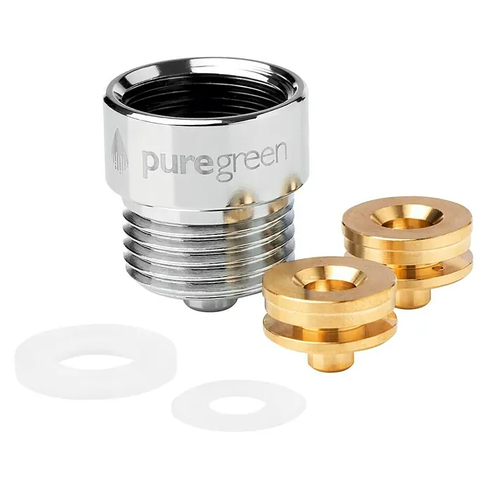 Puregreen Wassersparverschraubung - Geeignet für: Brausearmaturen, Chrom - Ein Puregreen-Wasserhahnaufsatz mit Adaptern und Dichtungen, glänzend und neu.