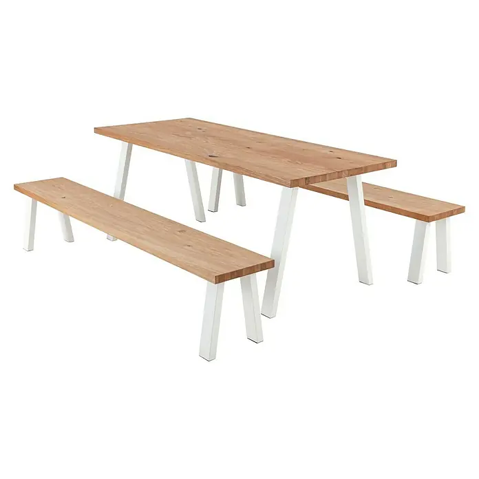 Pur Iternal Select Tischbein - 800 x 150 x 723 mm, Weiß, U-Form - Bild eines Esstischsets aus Holz mit zwei Bänken und weißen Beinen. Stilvolles und modernes Design für Esszimmer oder Terrasse.