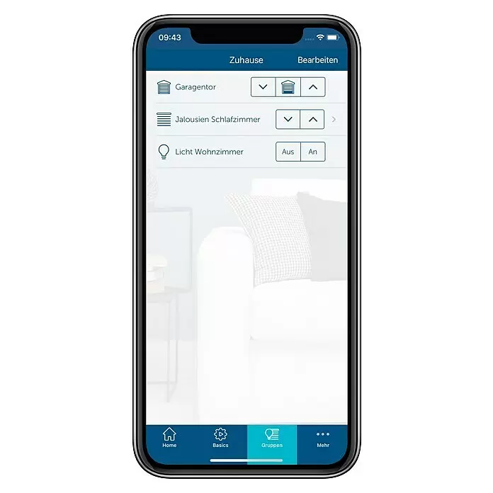 Homematic IP Smartphone-Garagentoröffner HmIP-WGC - 30,5 x 85 x 85 mm - Eine Smartphone-App zeigt Smart-Home-Steuerungen für Garagentor, Jalousien und Licht mit Buttons zum Bedienen.