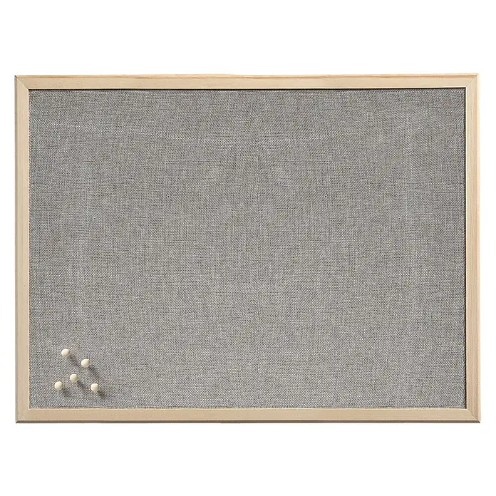 Zeller Present Pinnwand - 60 x 40 cm, Holz - Graue Pinnwand mit Holzrahmen und einigen weißen Reißnägeln in der unteren linken Ecke.