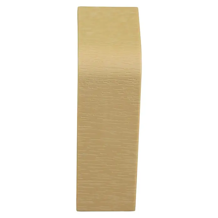 Marley Übergangskappe - Buche - Nahaufnahme eines Holzstücks, das die Textur und die natürliche Maserung des Materials hervorhebt. Perfekt für DIY-Projekte.