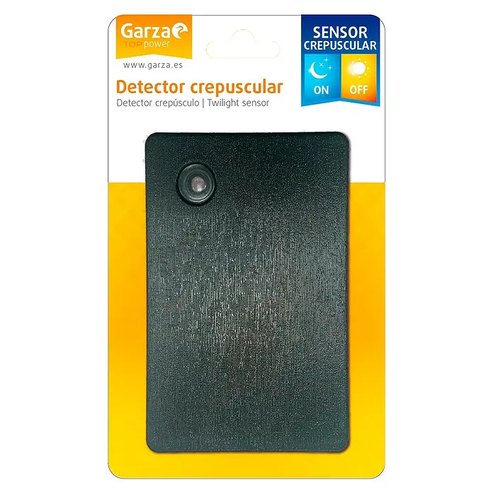Garza Sensor crepuscular fotoeléctrico - Negro - Primer plano del sensor crepuscular Garza en su embalaje de borde amarillo, un dispositivo para el control automático de la luz al anochecer.