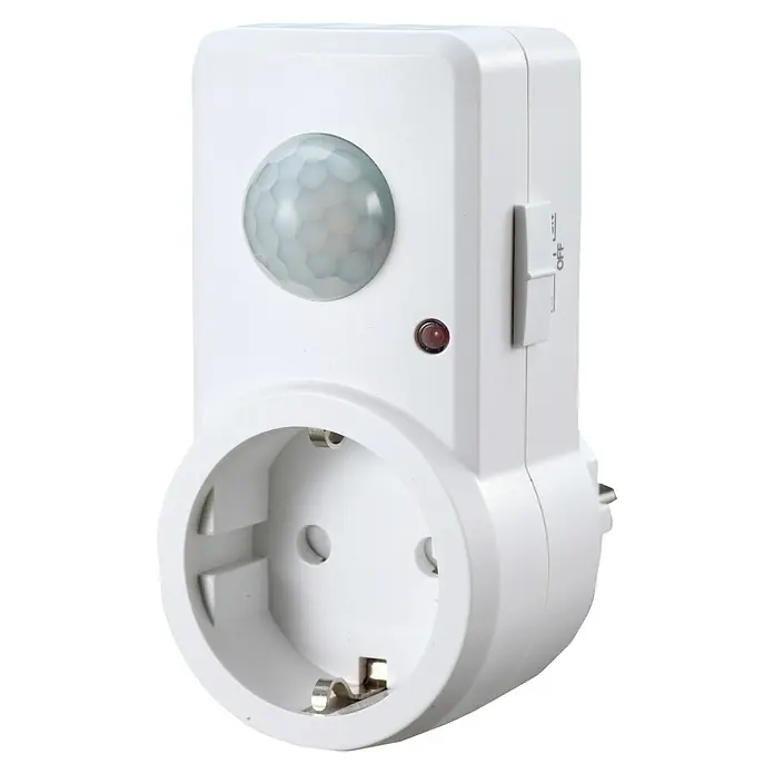 Garza Sensor de movimiento para Enchufes - Plástico, Blanco - Un detector de movimiento blanco enchufable con toma Europlug e interruptor en posición "OFF" para controlar dispositivos.